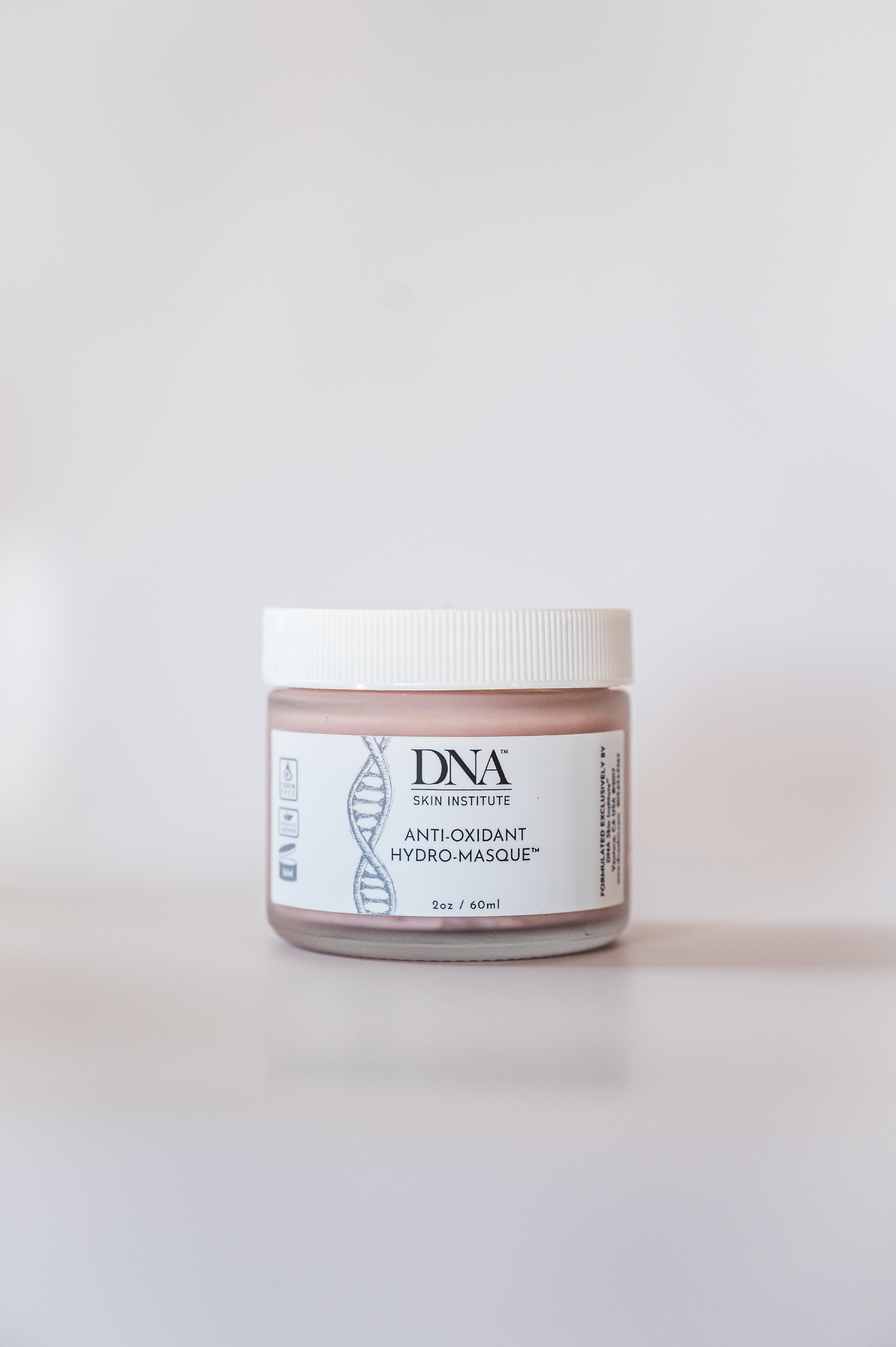 hydrating mask with vital nutrients grape seed and red wine extract for smooth supple skin